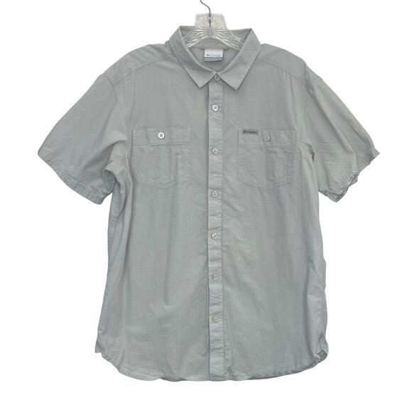 Columbia Short Sleeve ButtonUp Shirt Mens Medium Light Blue - Picture 1 of 7
